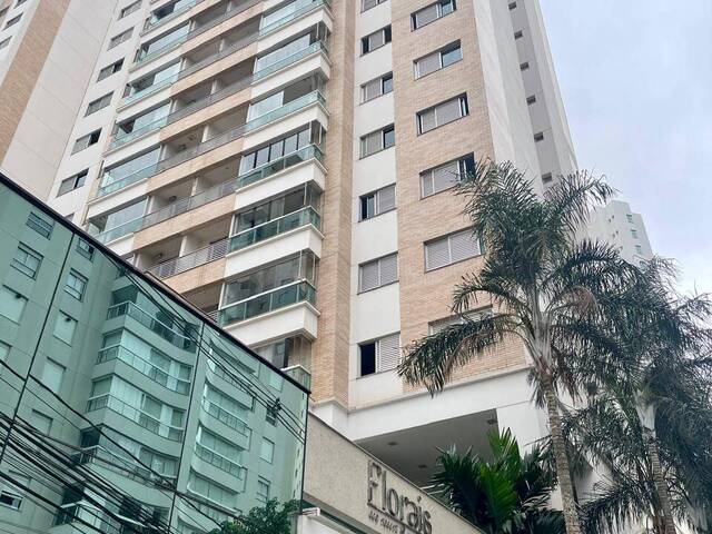 #182 - Apartamento para Venda em Londrina - PR